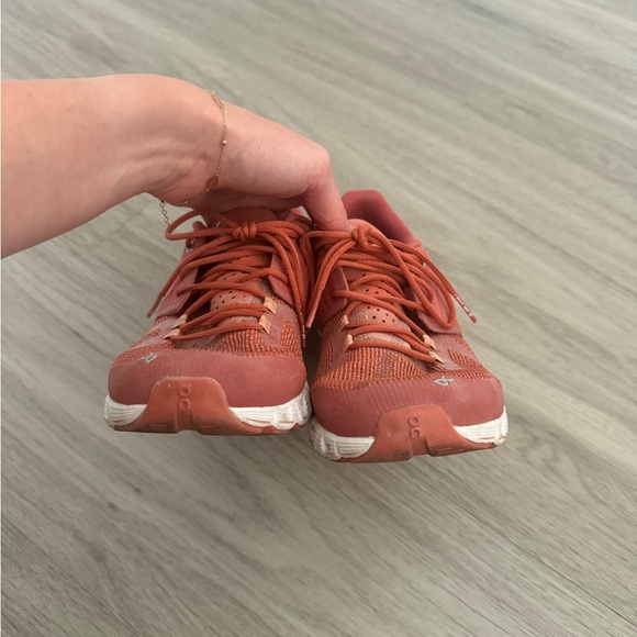 On Cloud Chilli Rust Trainer Running Sneakers Womens - Size 8 - Picture 7 of 8